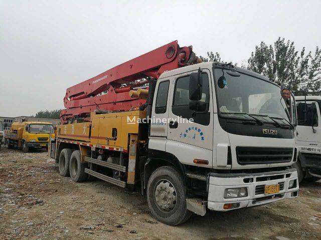 Putzmeister M38  en el chasis Isuzu bomba de hormigón