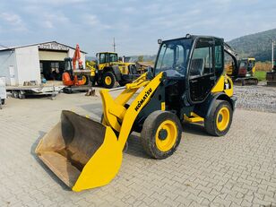 Komatsu WA 70 cargadora de ruedas