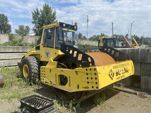 BOMAG BW226 compactador de tierra