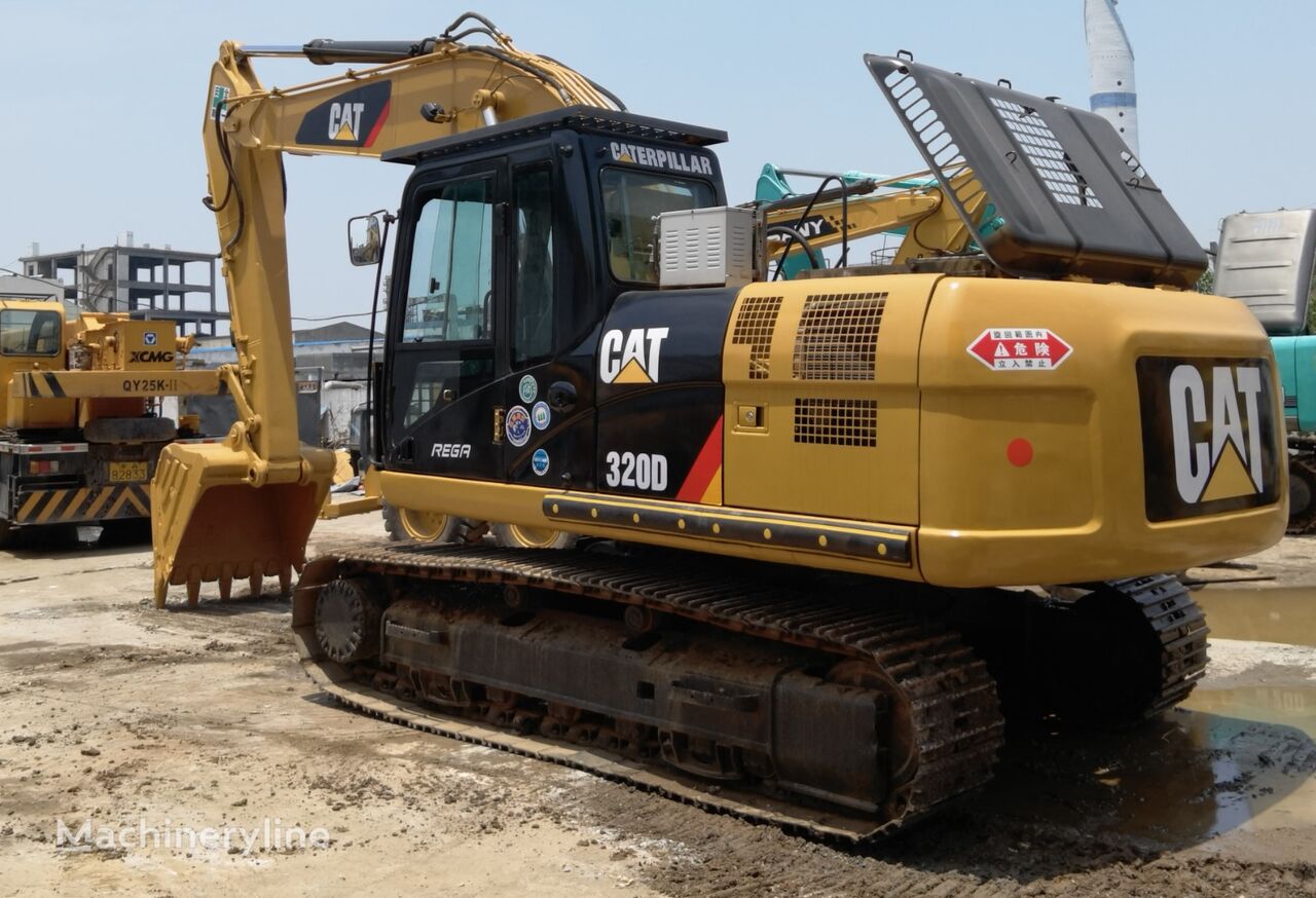 Caterpillar 320D excavadora de cadenas