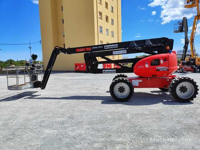 Manitou 200 ATJ plataforma articulada