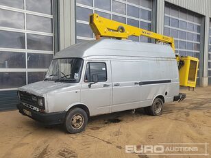 DAF 400 plataforma sobre camión